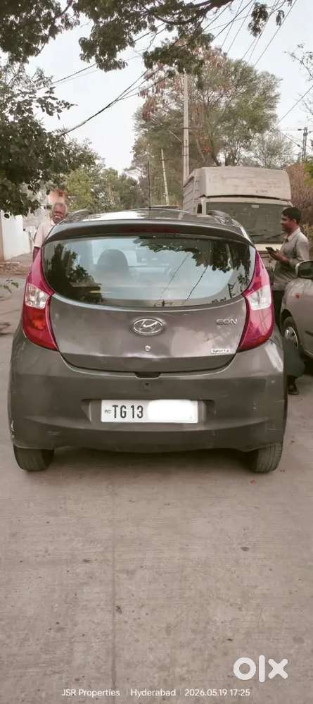 Hyundai Eon 2018 Lpg 82403 Km Driven