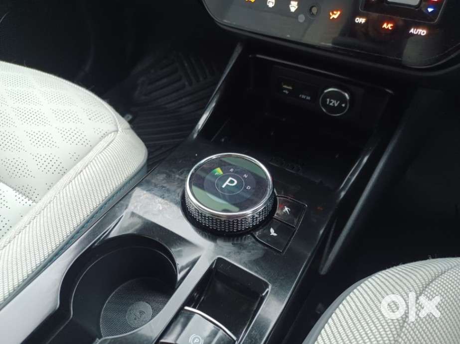 Tata Punch Ev Empowered Plus Lr, 2025, Electric
