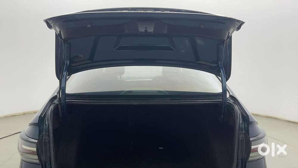 Volkswagen Virtus 1.0 Topline Tsi At, 2023, Petrol