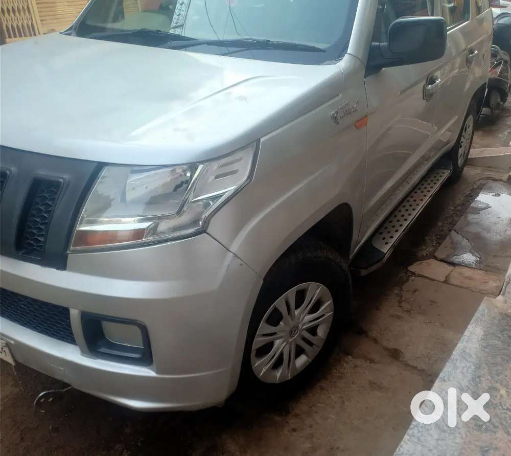 Mahindra Tuv 300 2017 Variant