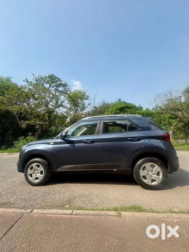Hyundai Venue S, 2022, Petrol