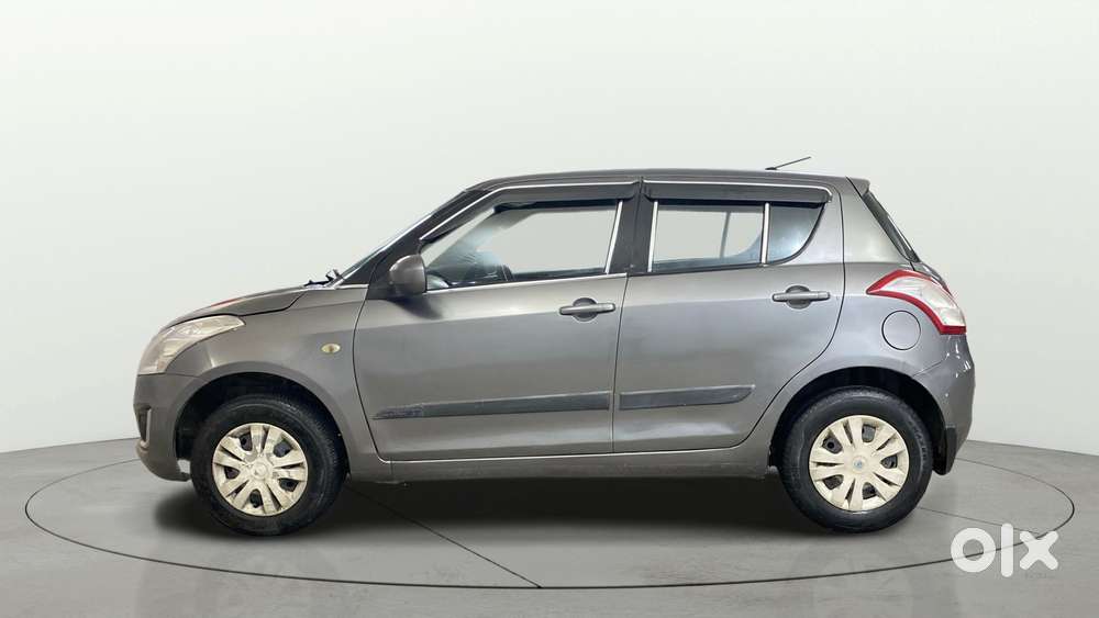 Maruti Suzuki Swift 1.2 Lxi (o), 2017, Petrol