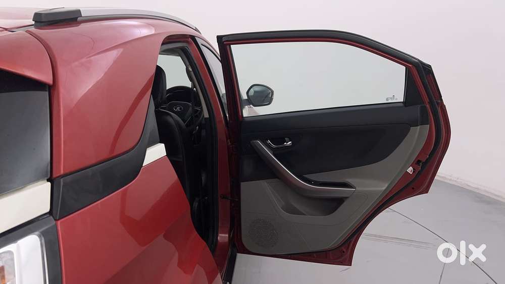 Tata Nexon 1.2 Revotron Xz Plus, 2017, Petrol