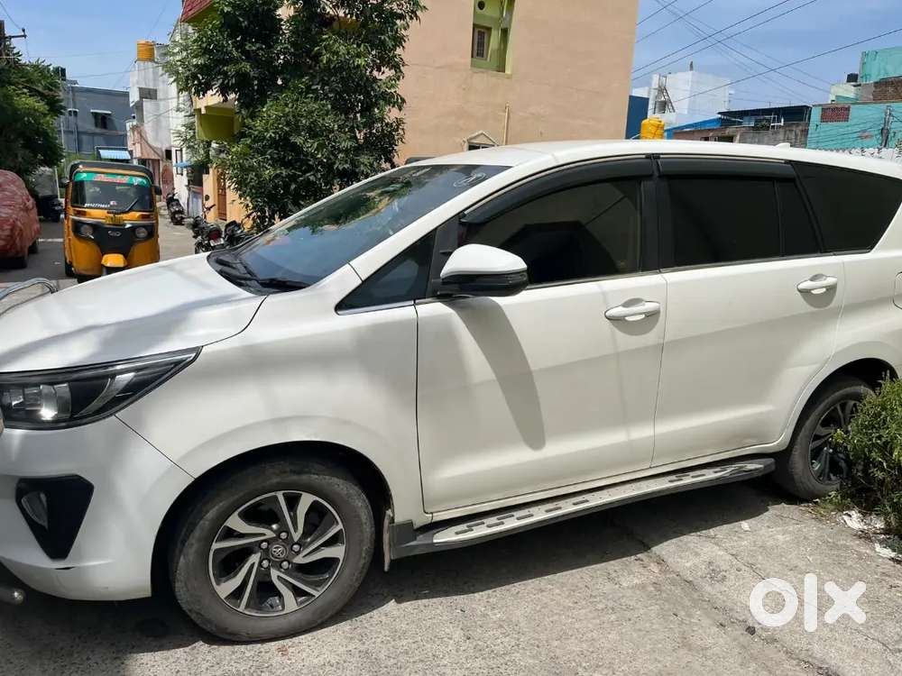 Toyota Innova Crysta 2021