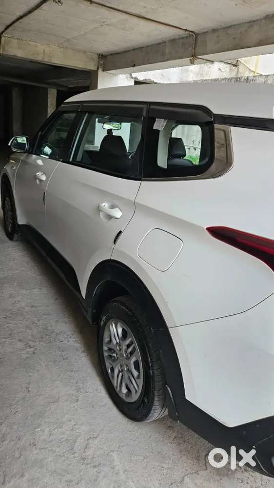 Kia Carens 1.5 Premium 2022