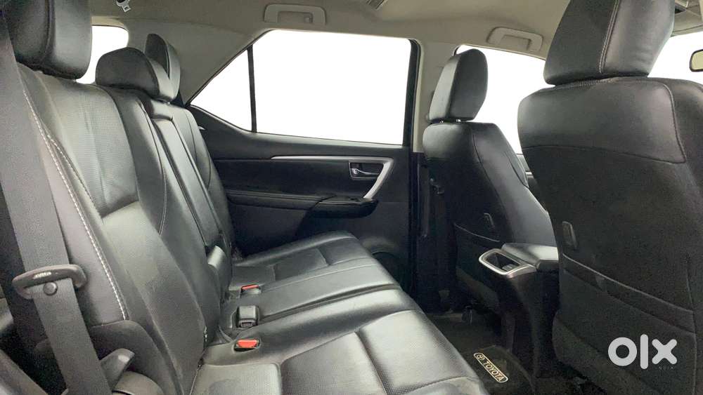 Toyota Fortuner 2.8 2wd Mt, 2021, Diesel