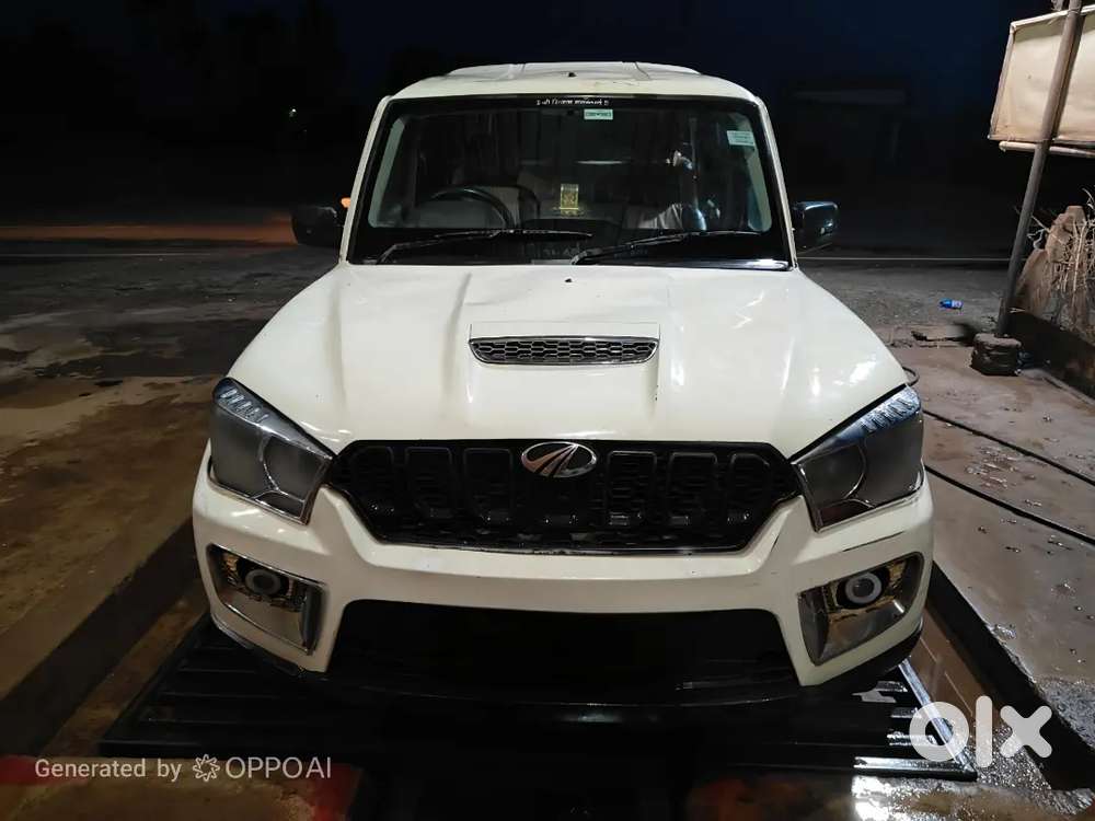 Mahindra Scorpio 2015 Diesel 200000 Km Driven