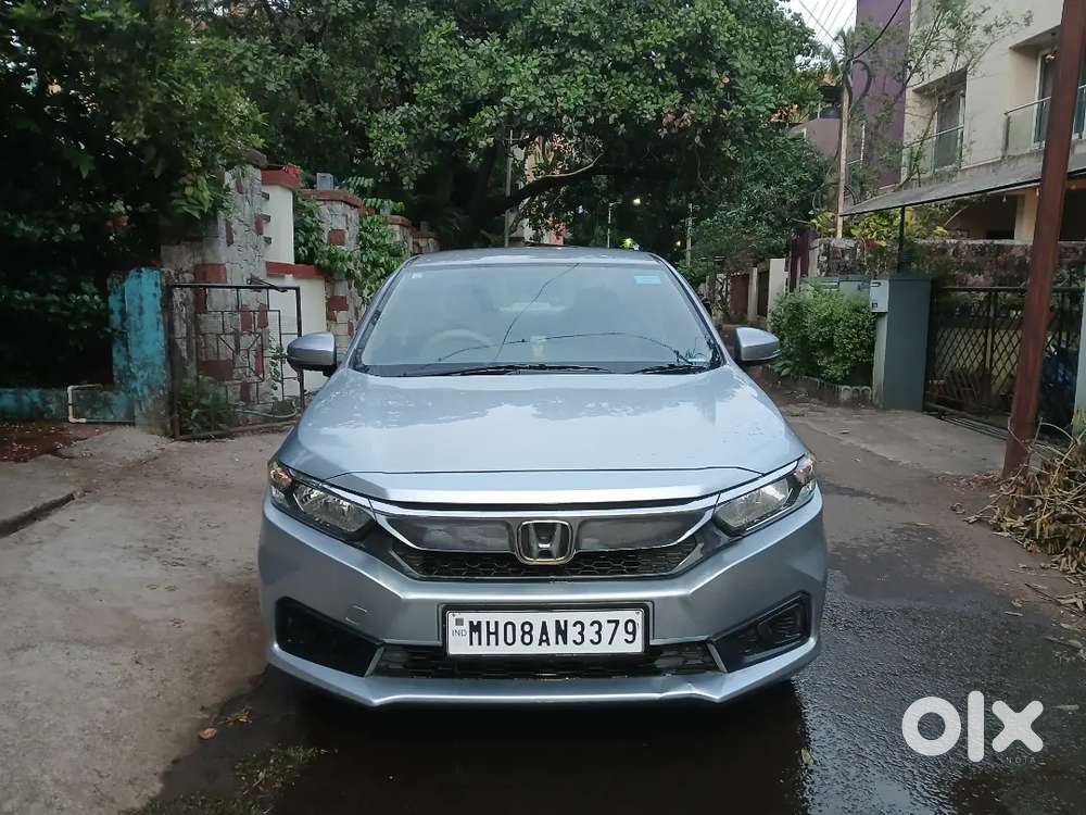 Honda Amaze 2nd Gen 2018 Petrol 64000 Km Driven. Model Second Top