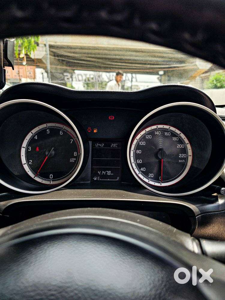 Maruti Suzuki Swift Vvt Zxi, 2023, Petrol