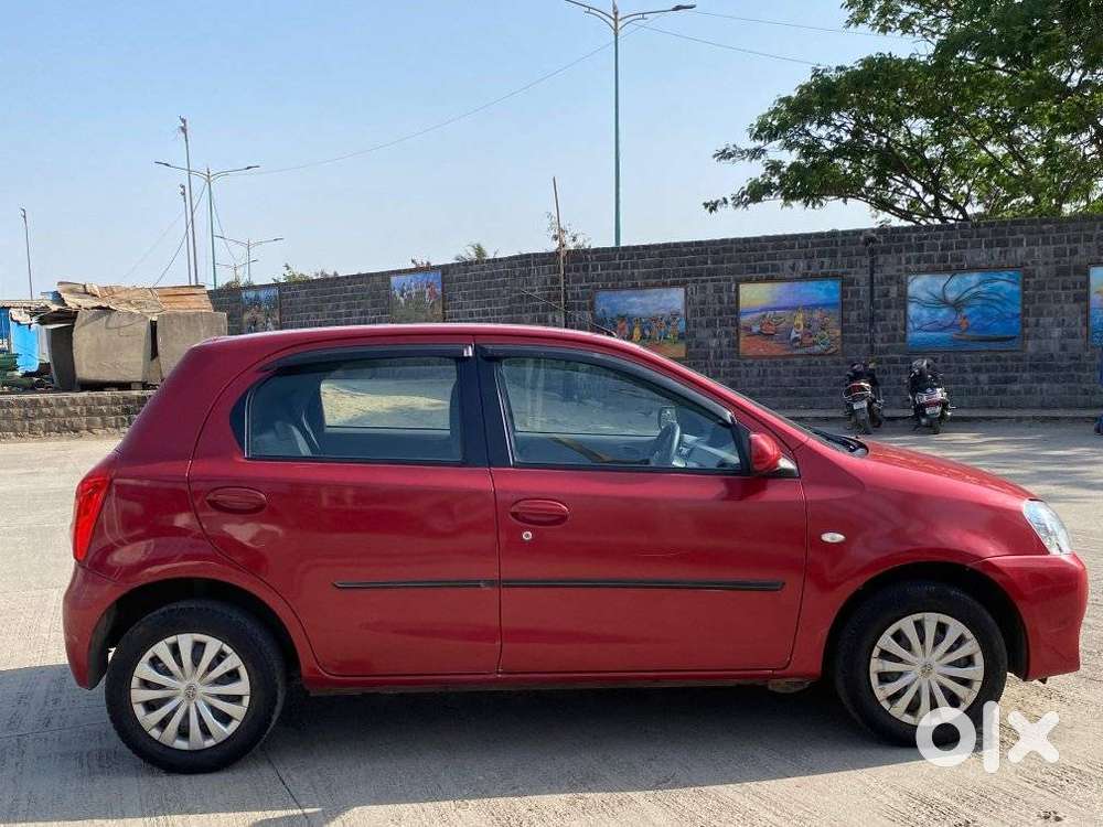 Toyota Etios Liva 2011-2012 G, 2011, Petrol