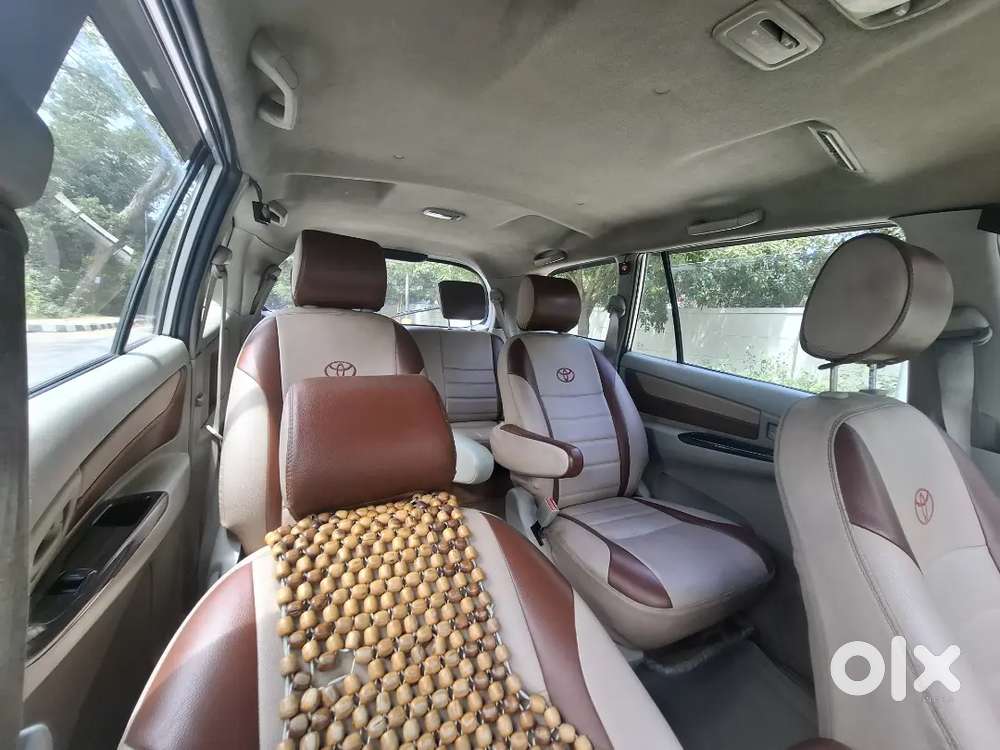 Toyota Innova 2.5 G 2015