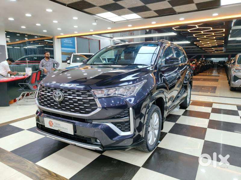 Toyota Innova Hycross 2.0 Vx (o) Hybrid 7 Str, 2024, Petrol