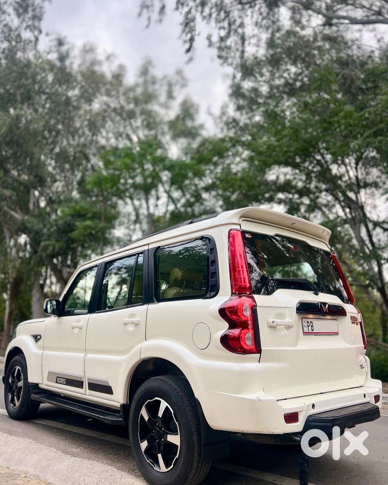 Mahindra Scorpio Classic 2.2 S 11 Mt 7 Cc, 2022, Diesel