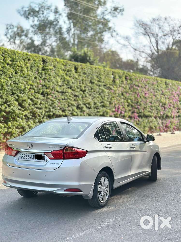 Honda City, 2015, Petrol