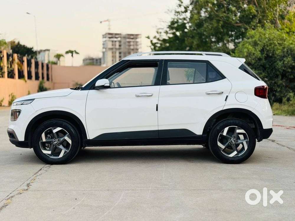Hyundai Venue 1.0 Sx (o) Turbo Dct, 2020, Petrol