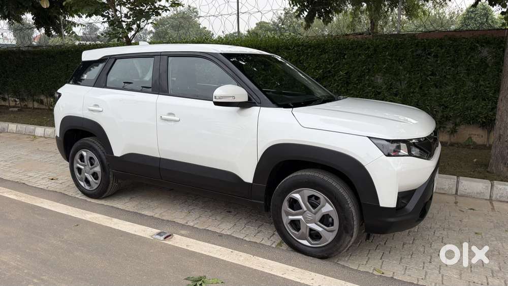 Maruti Suzuki Brezza 1.5 Vxi Smart Hybrid, 2025, Petrol