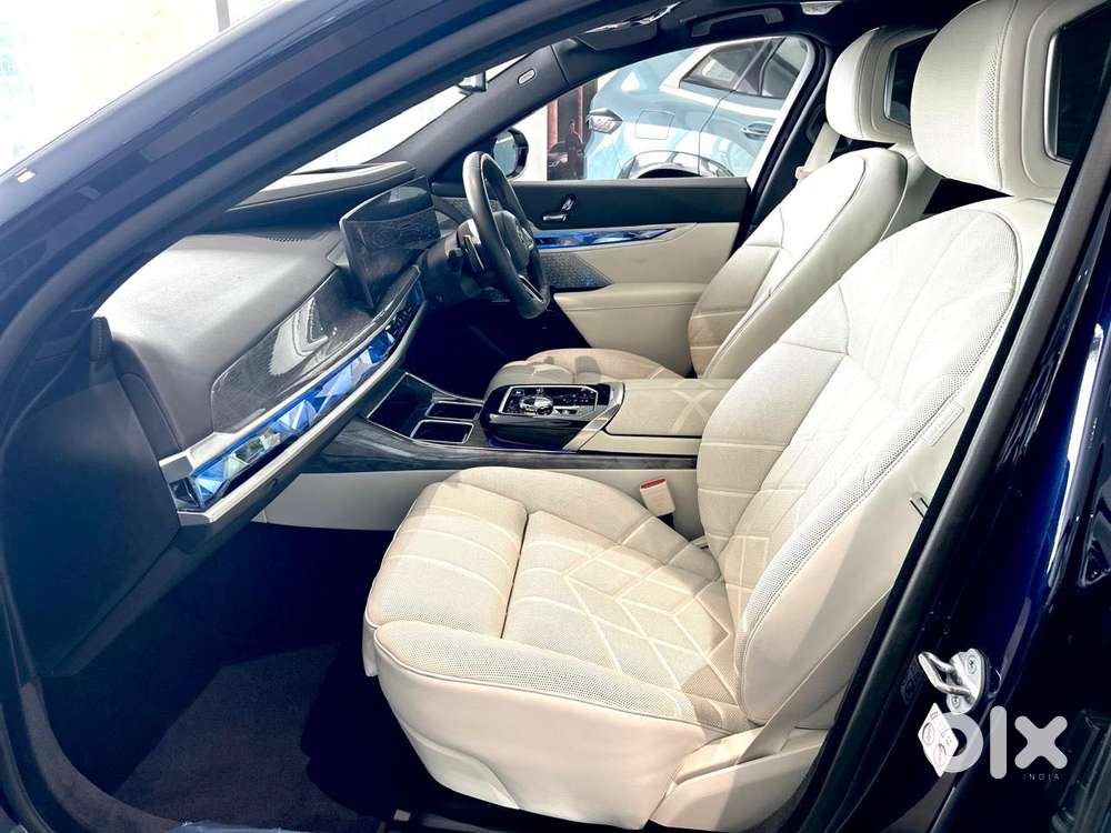 Bmw I7 M70 Xdrive, 2025, Electric