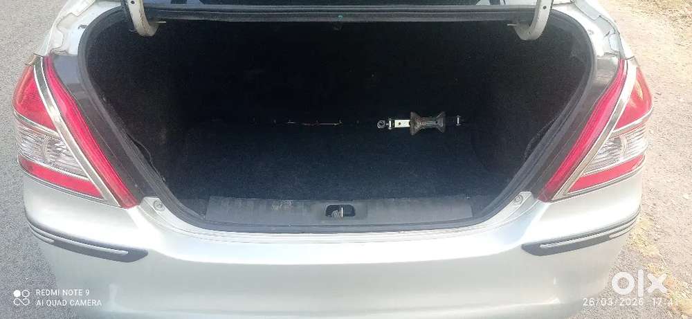 Maruti Suzuki Dzire 2017 Diesel 119000 Km Driven