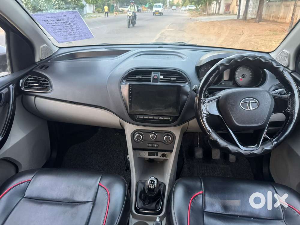 Tata Tiago, 2018, Petrol