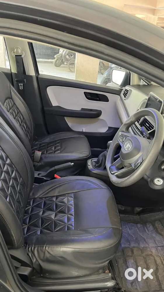 Tata Altroz 2021 Petrol Next To Showroom Condition