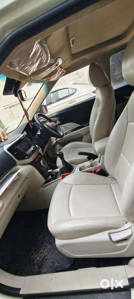 Mahindra Xuv300 W8 Option Dual Tone, 2019, Petrol