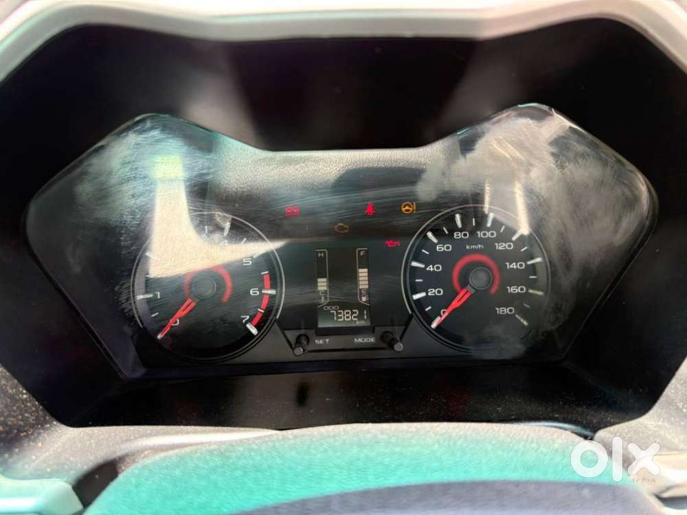 Mahindra Kuv100 Nxt 1.2 K6 Plus Petrol 5 Str, 2017, Cng & Hybrids