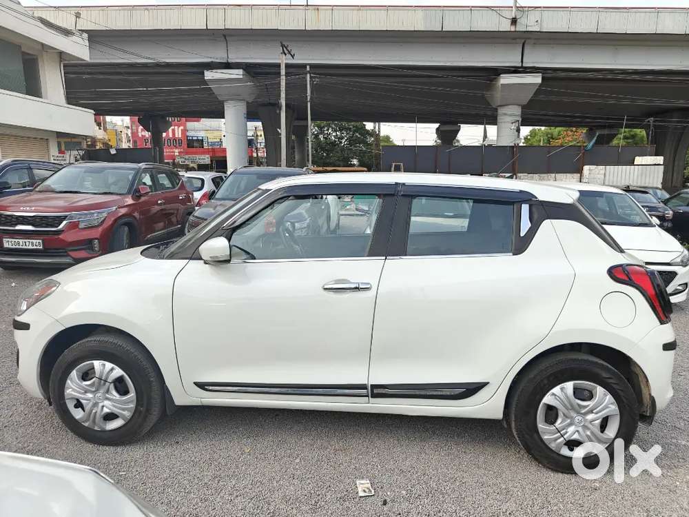 Maruti Suzuki Swift Vxi 2021  38k Km  Petrol  Excellent Condition