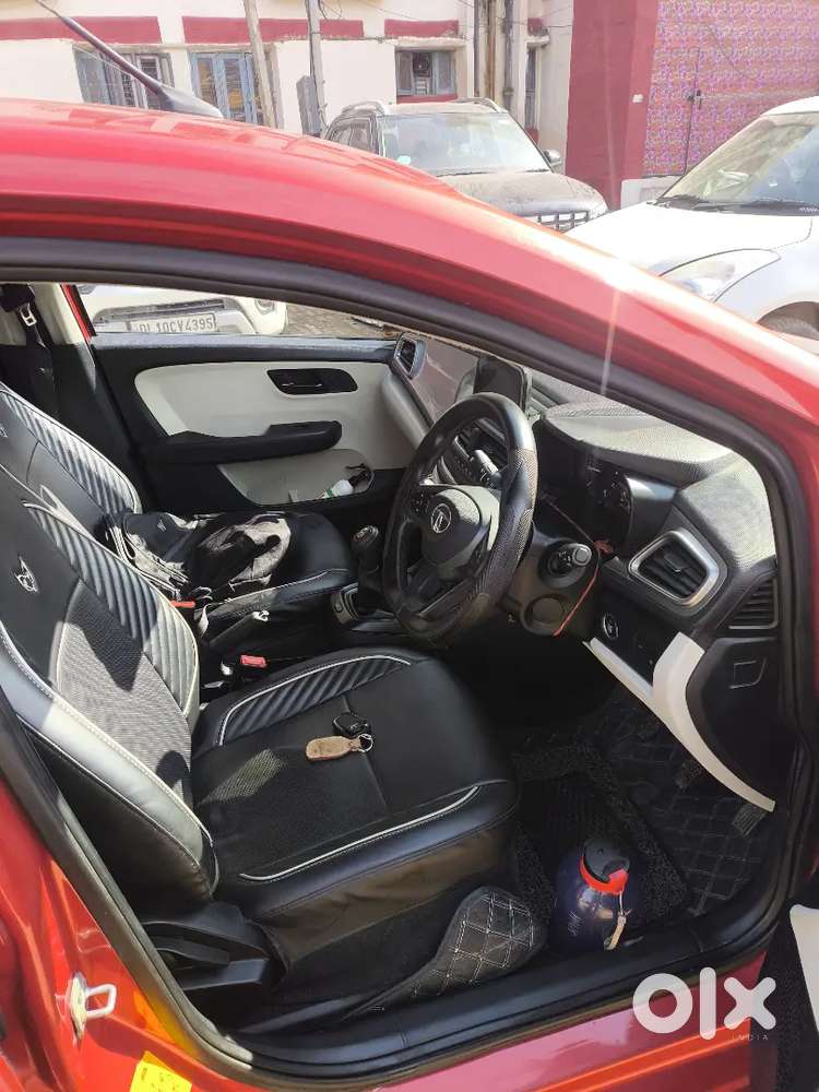 Tata Altroz 2023 Petrol 12000 Km Driven