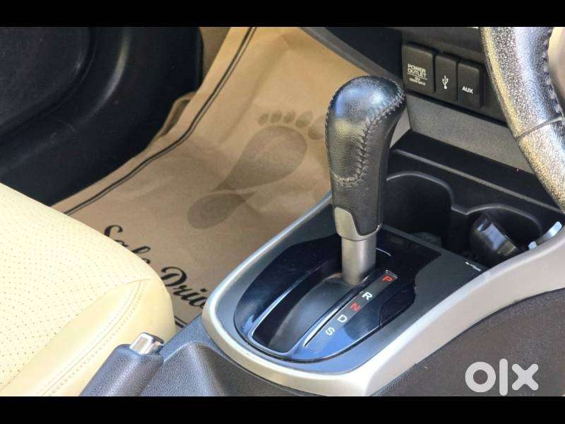 Honda City V At Sunroof I-vtec, 2016, Petrol