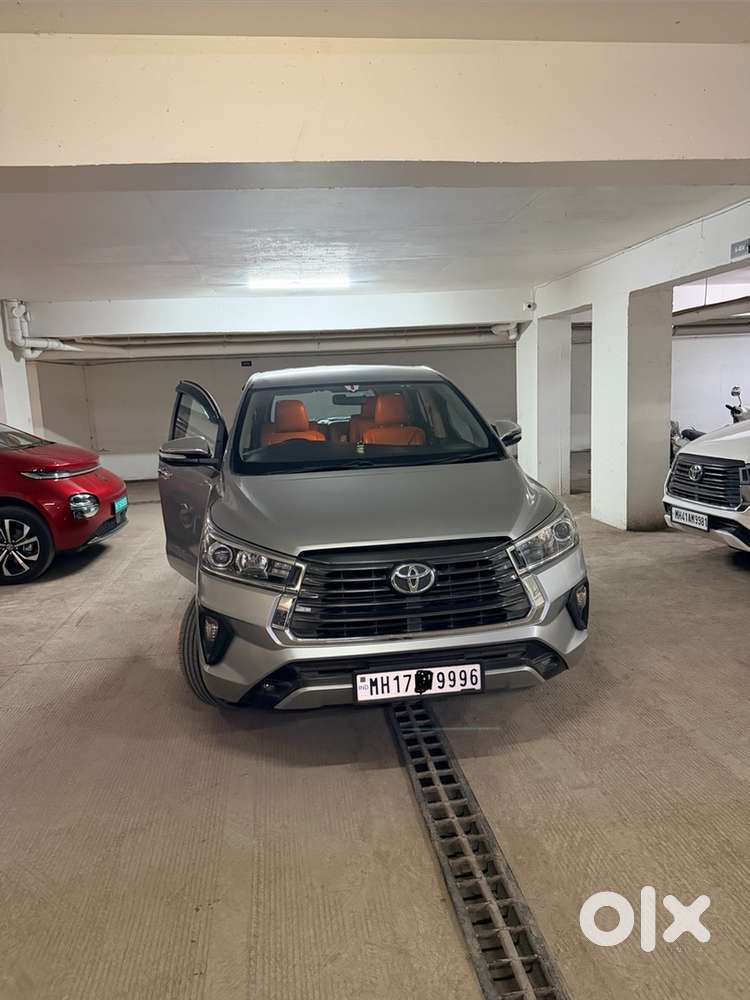 Toyota Innova Crysta