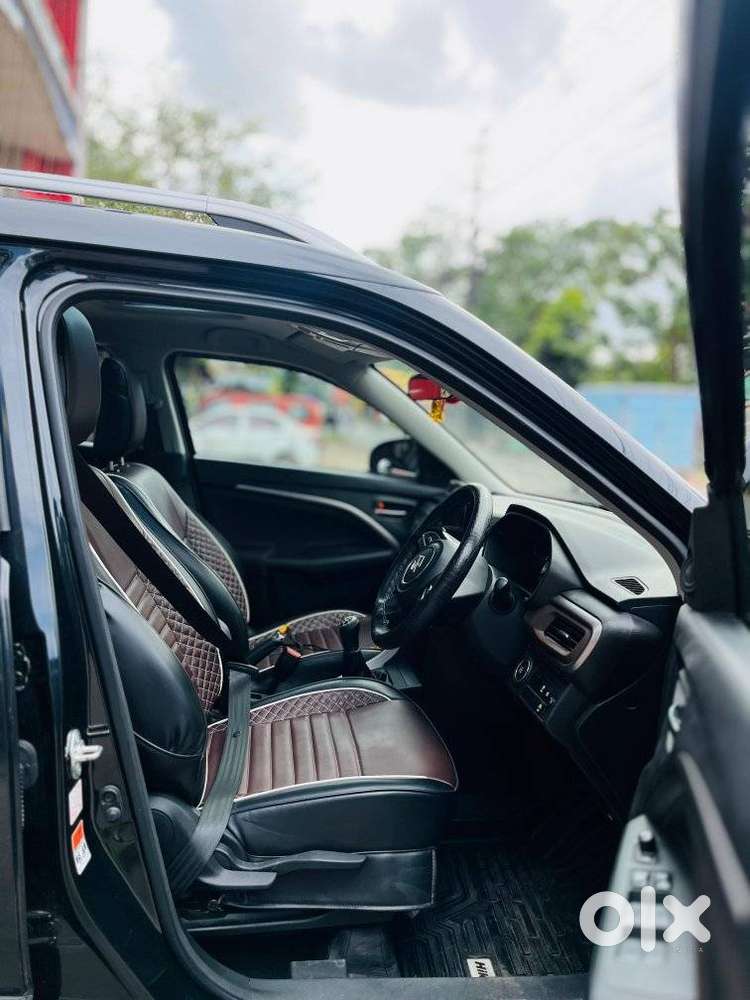 Maruti Suzuki Brezza 1.5 Zxi Smart Hybrid, 2025, Petrol