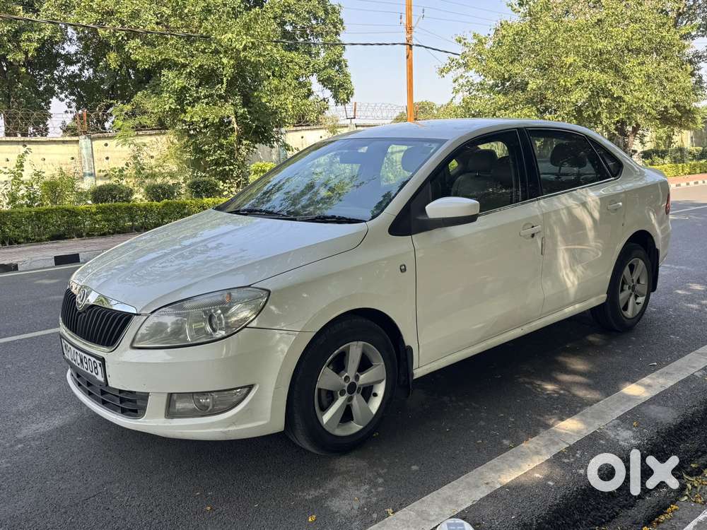 Skoda Rapid 1.6 Elegance Tdi At, 2015, Diesel