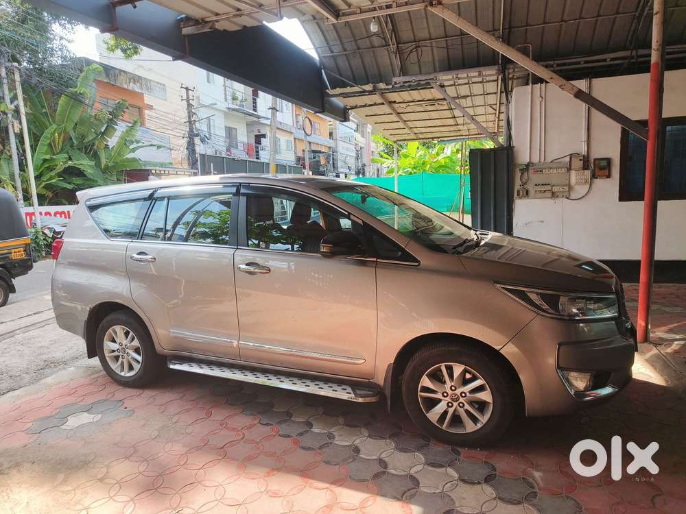Toyota Innova Crysta 2.8 Gx At, 2017, Diesel