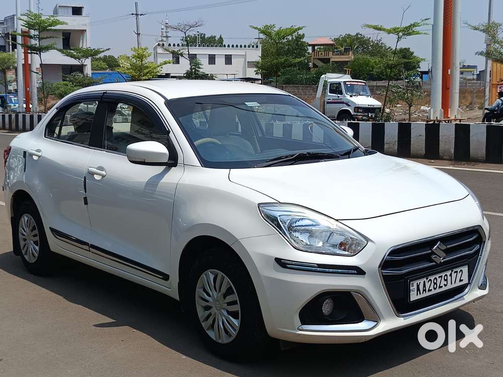 Maruti Suzuki Dzire 1.2 Vxi, 2022, Petrol