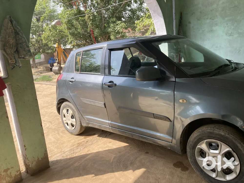 Maruti Suzuki Swift 2010 Petrol 90000 Km Driven