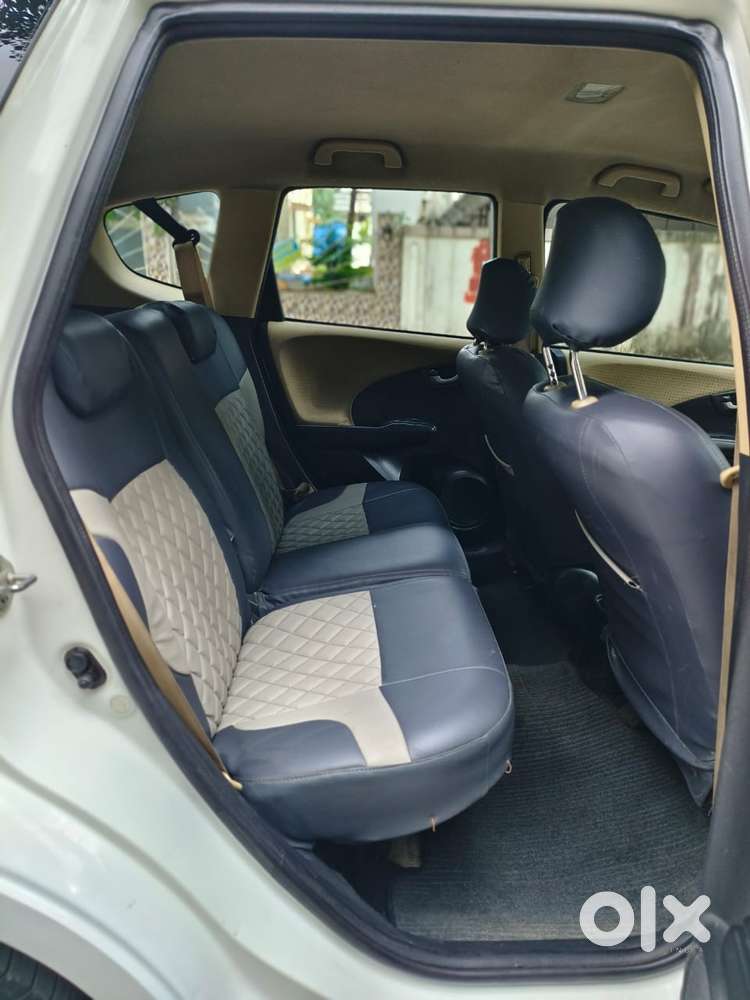 Honda Jazz V Mt Privilege, 2013, Petrol