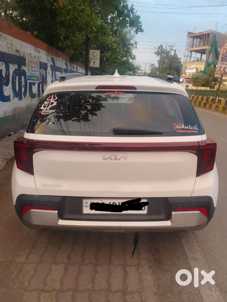 Kia Sonet 2024 Petrol Well Maintained