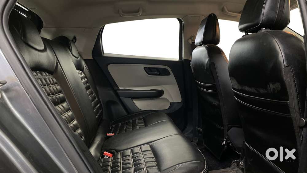 Tata Altroz Xm Plus Petrol, 2023, Petrol