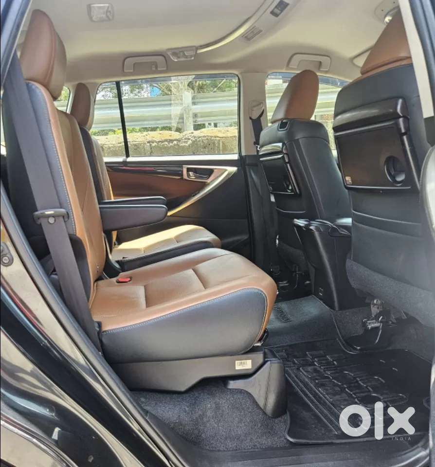 Toyota Innova Crysta [2020-ongoing] 2.4 Zx At 7 Str, 2021, Diesel