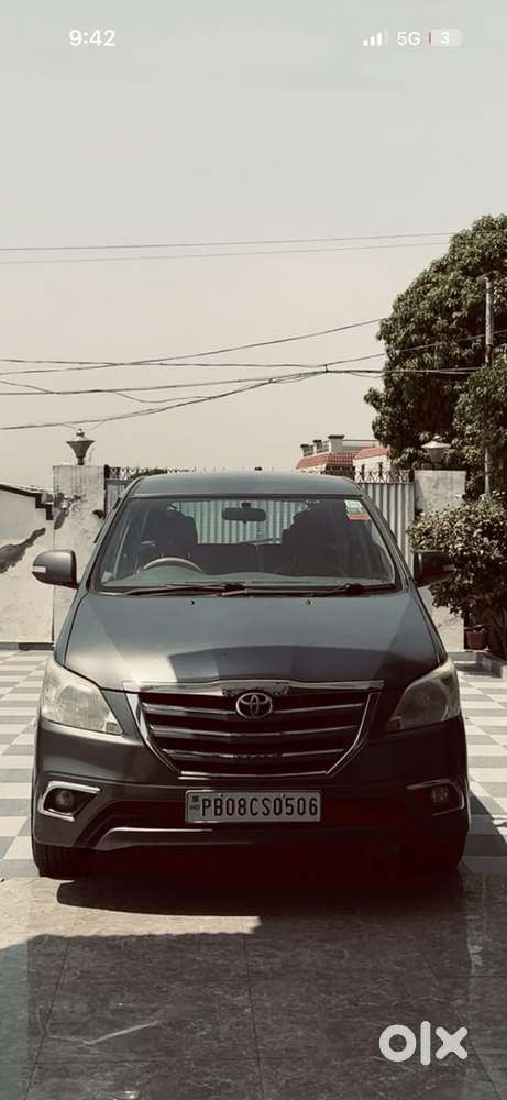 Toyota Innova Diesel 2014