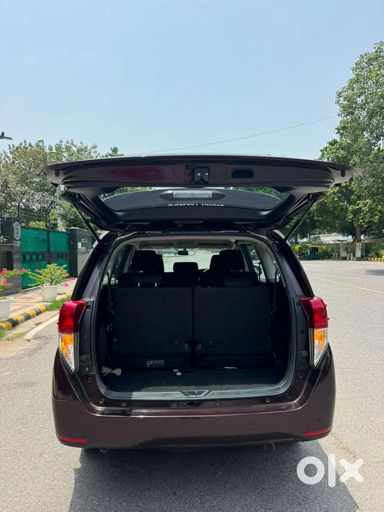 Toyota Innova Crysta [2020-ongoing] 2.4 Gx 8 Str, 2019, Diesel