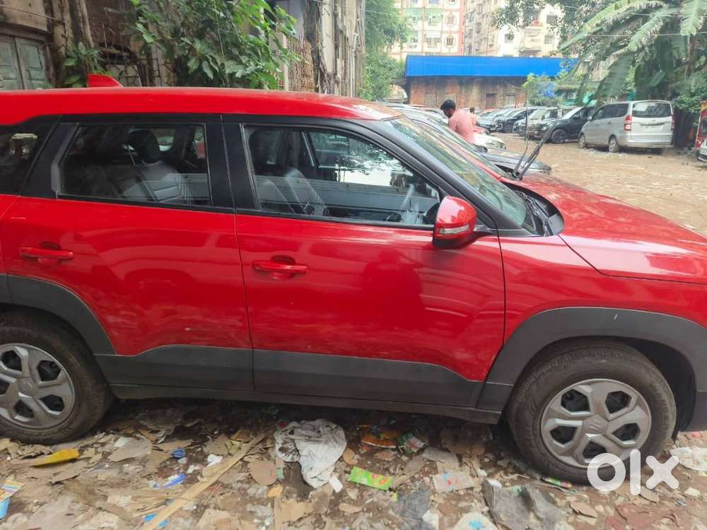 Maruti Brezza 1.5 Vxi 2025