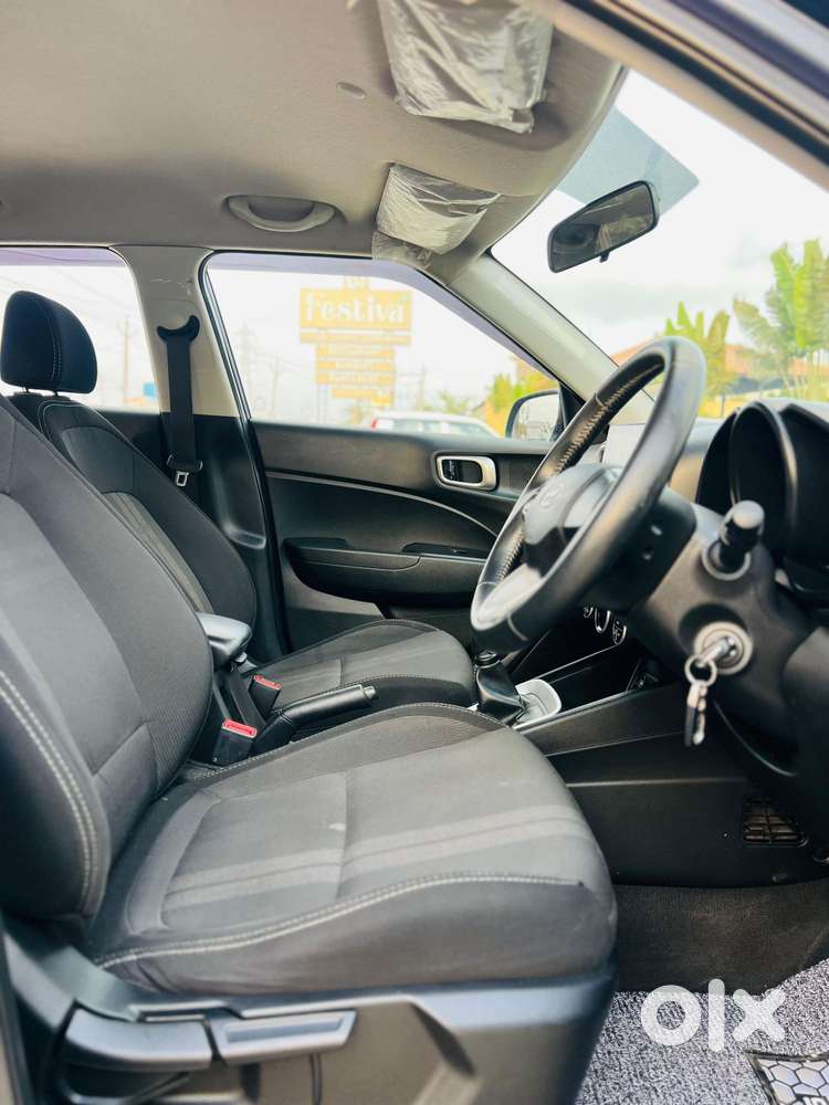 Hyundai Venue 1.2 S Plus, 2021, Petrol