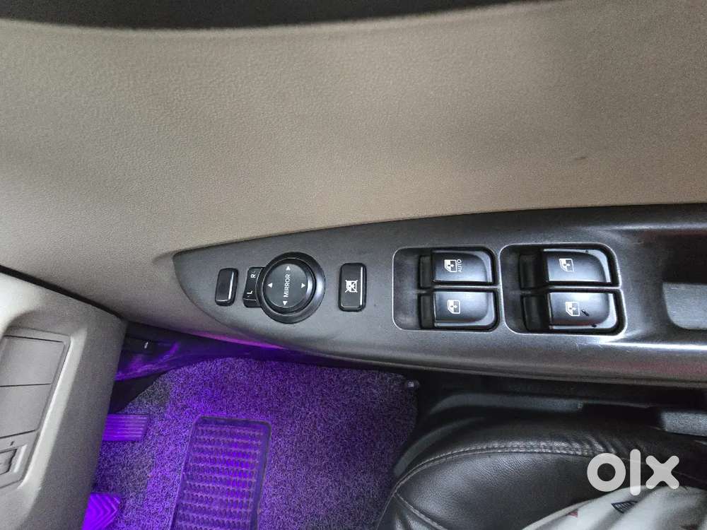 Hyundai I20 Magna(o) Android Auto, Jbl Speaker, Reverse Camera, Led