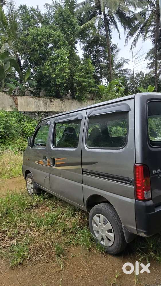 Maruti Suzuki Eeco Petrol Well Maintained