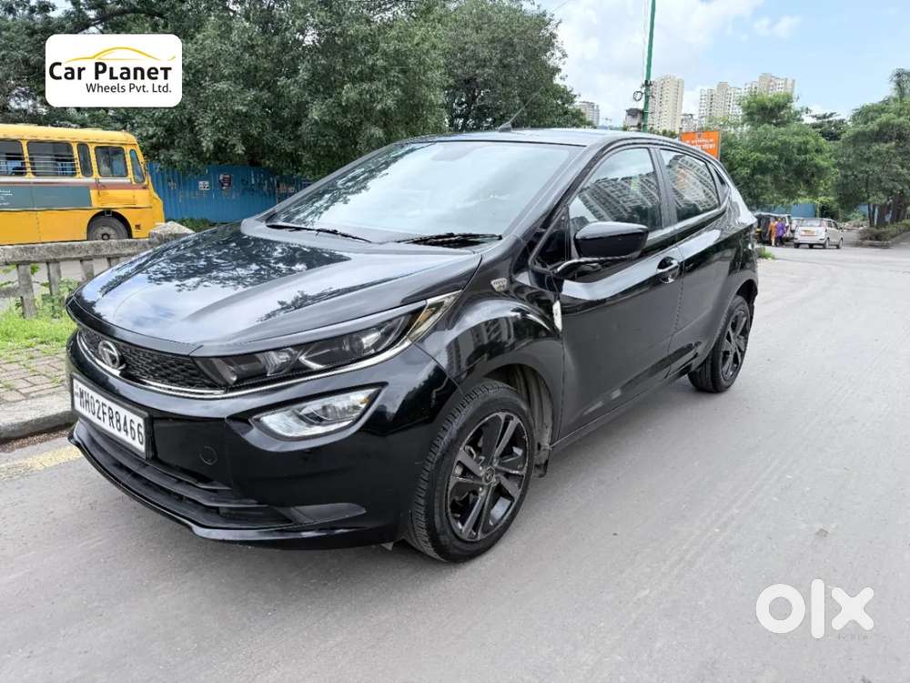Tata Altroz 1.2 Xza Plus Dark Edition Dct, 2022, Petrol