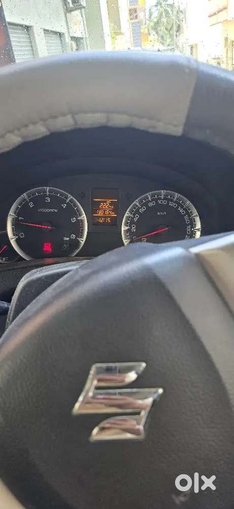 Swift Maruti Suzuki 2014 [doctor Driven ]with Great Milage Of 23kmpl .