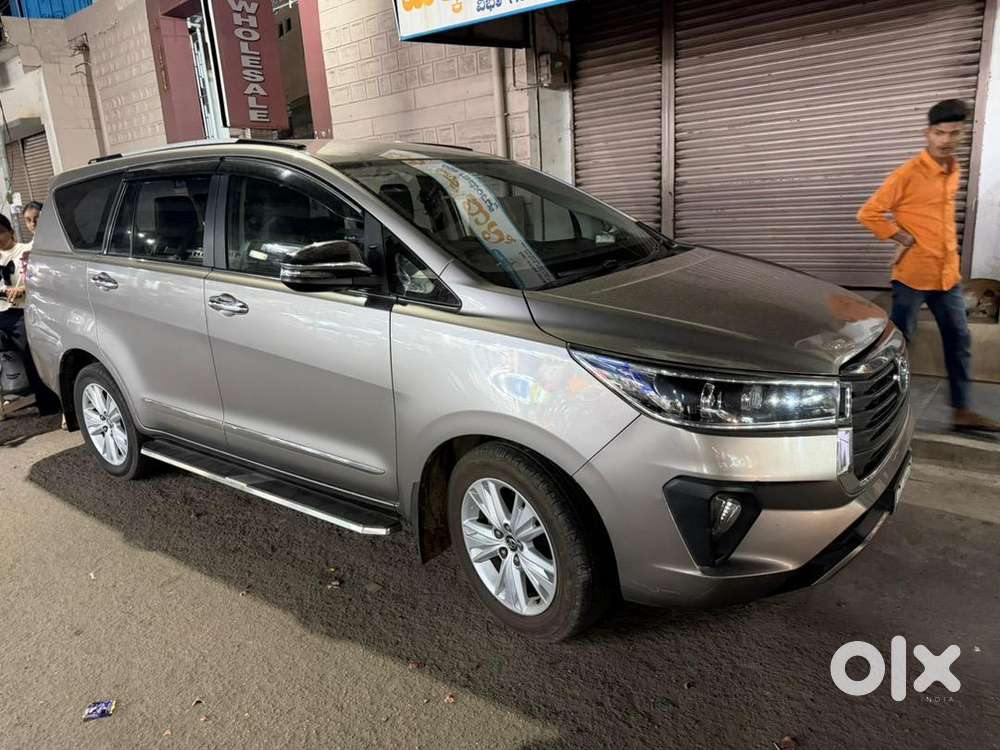 Toyota Innova Crysta 2018 Diesel Well Maintained