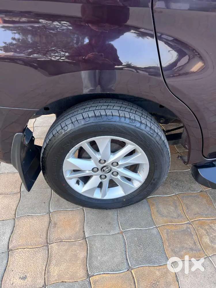 Toyota Innova Crysta 2019
