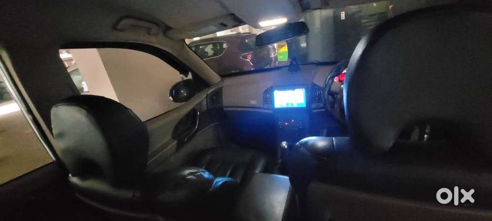 Mahindra Xuv500 2014 Diesel 135000 Km Driven